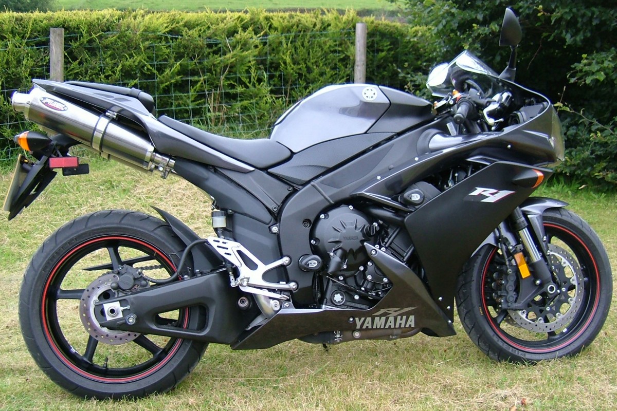 2007 yamaha r1 exhaust