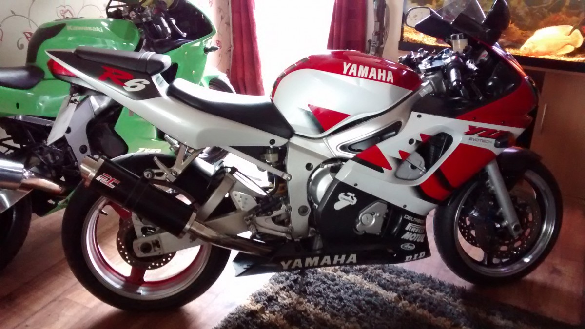 98 r6 store