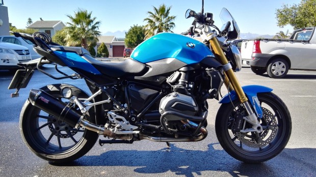 BMW R1200R