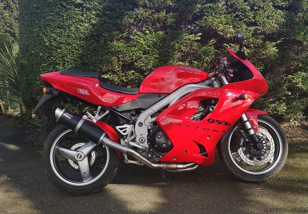 Triumph Daytona 955i