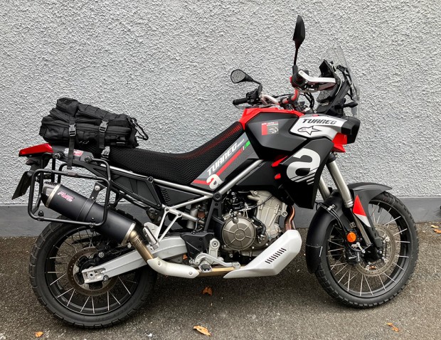 Aprilia Tuareg 660 with GIVI pannier racks