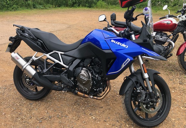 Suzuki V-Strom 800 RE