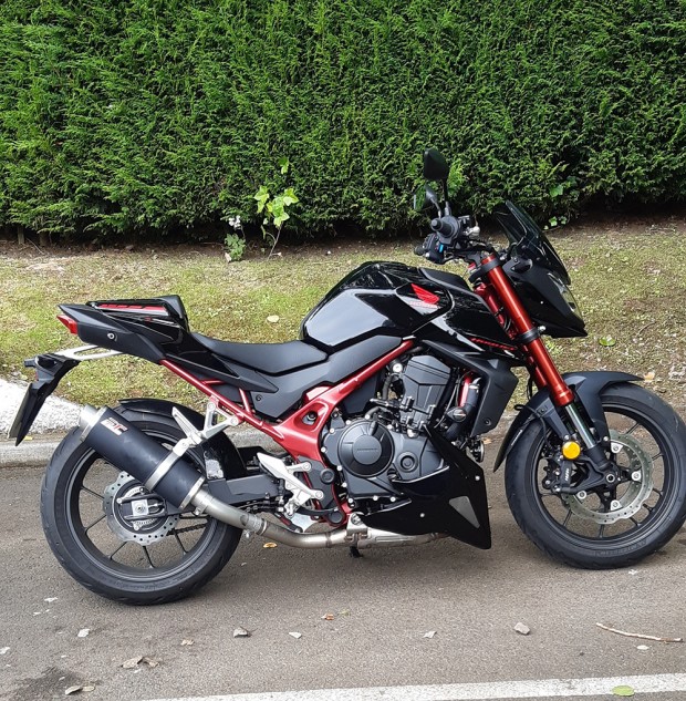 Honda Hornet 750