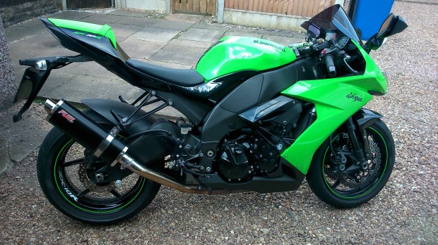 Kawasaki ZX10R 